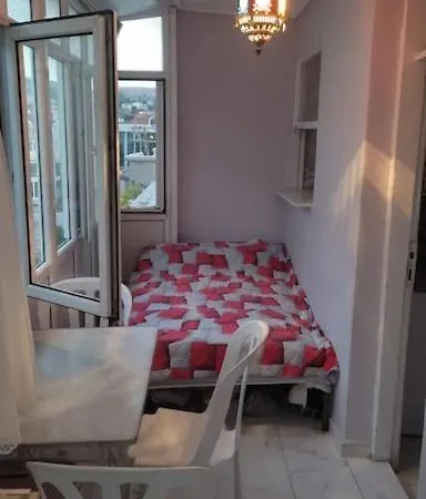 Kumburgaz Sahilde, Sitede, Konforlu, Manzarali Ve Klimali